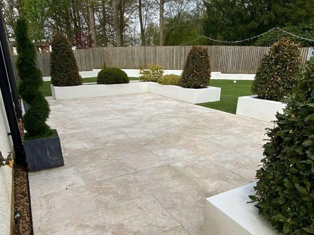patio-cleaning-4-kireth-ai