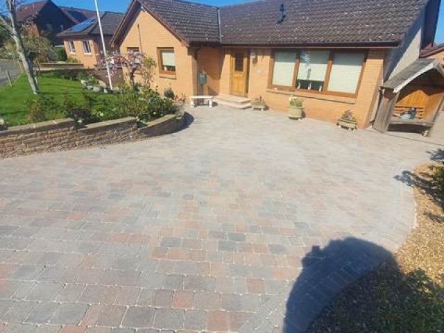 driveway-cleaning-2-kireth-ai