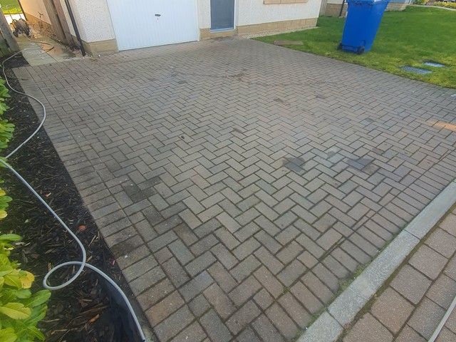 Driveway Before Cleaning