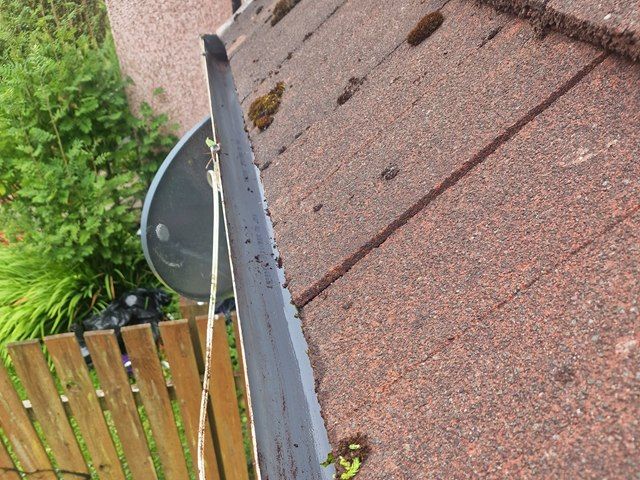 Gutter Cleaning Services in West Lothian