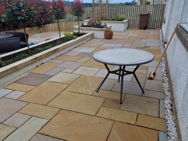patio-cleaning-6-kireth-ai